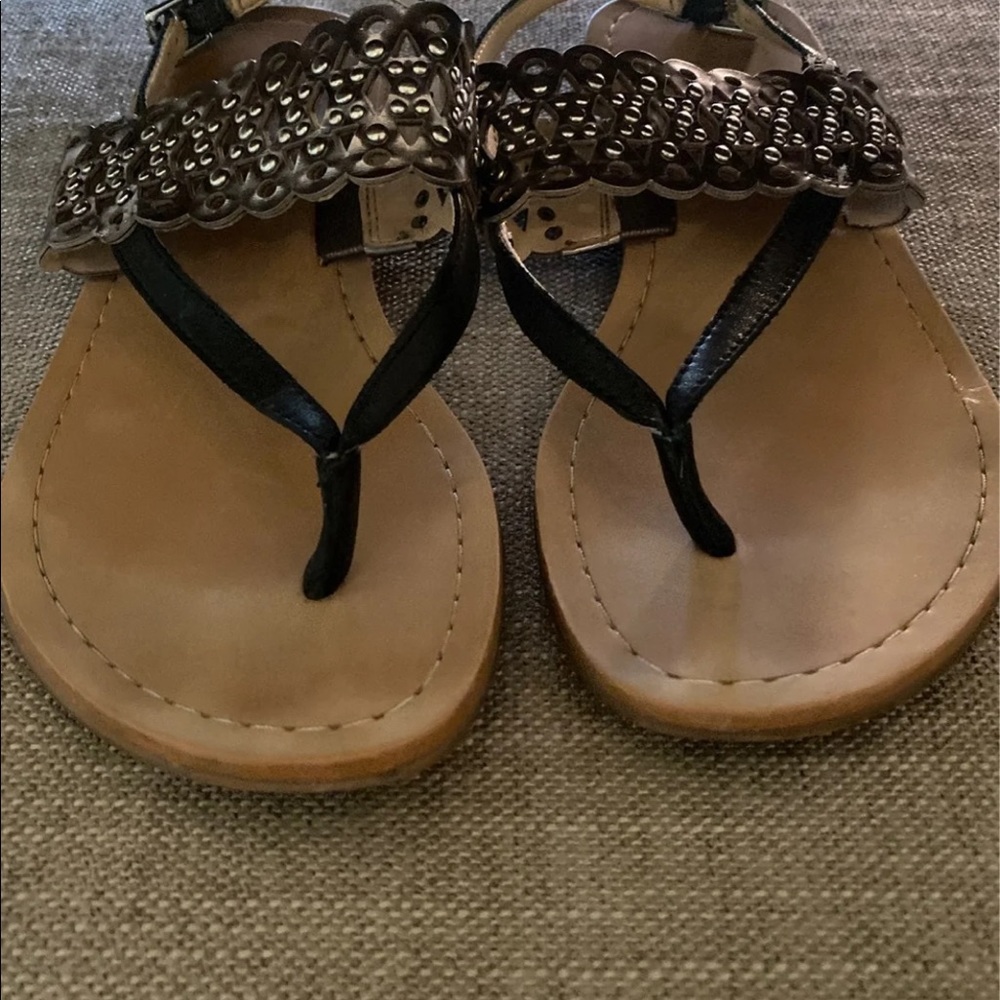 Sandals - Picture 5 of 5